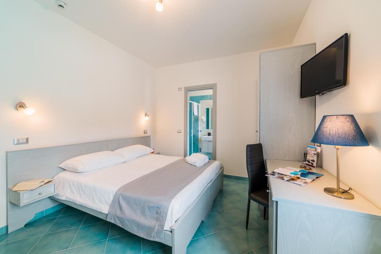 Hotel Corallo Circeo San Felice Circeo Zewnętrze zdjęcie